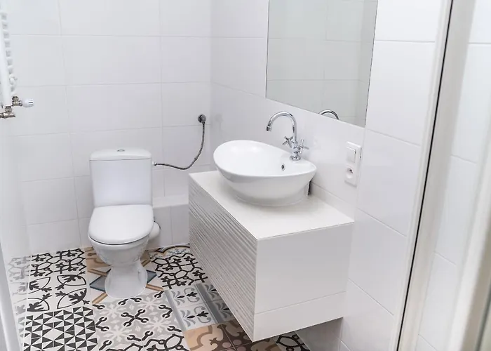 Private Bathroom Quadruple Room